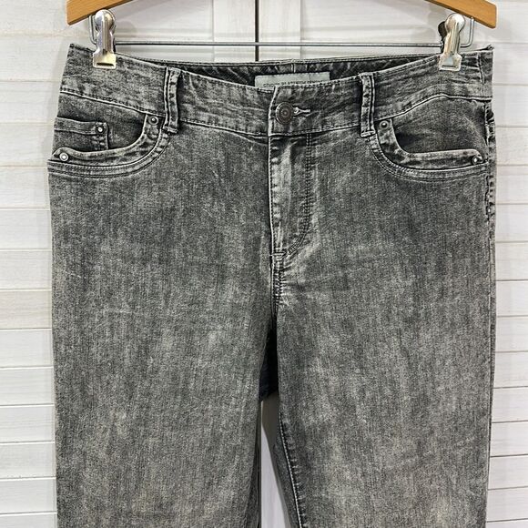 Chico’s Bootcut Jeans Size 0.5 (6) Ultimate Fit Barely Flare Denim - Picture 2 of 16